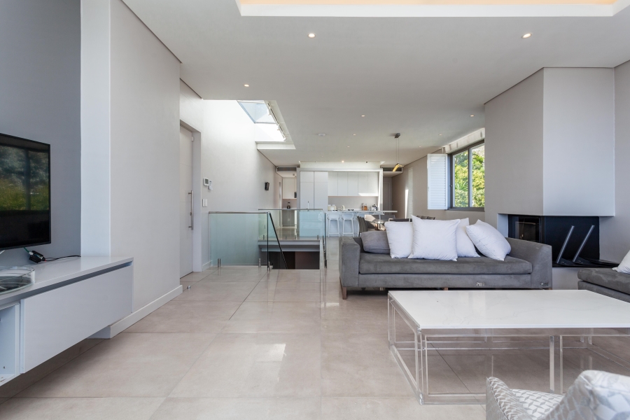 To Let 4 Bedroom Property for Rent in Camps Bay Western Cape